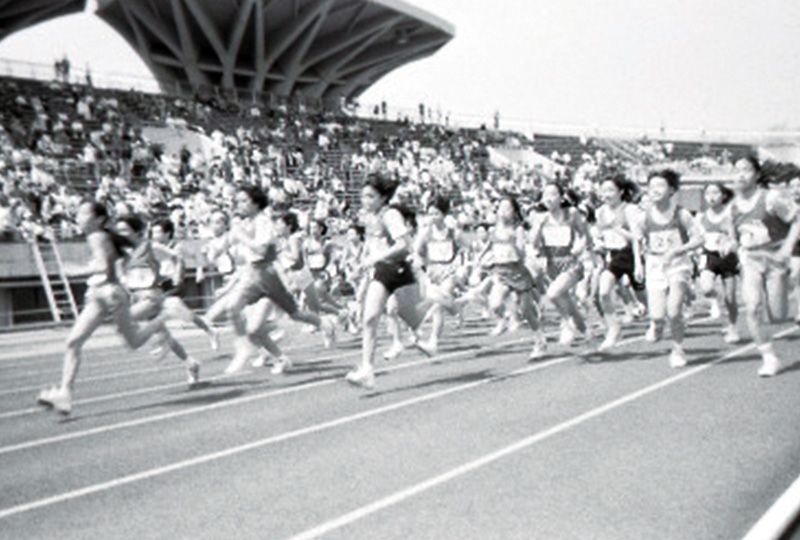 The inaugural S&B Cup Young Children's Health Marathon was held.