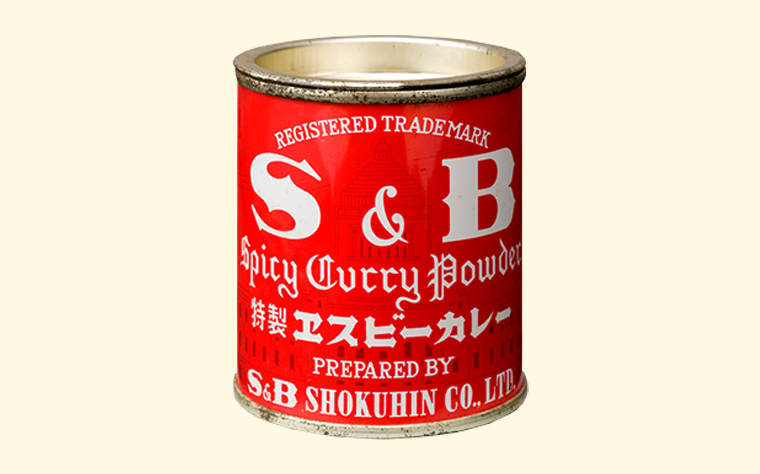 Tokusei S&B Curry powder（AKAKAN-Red can)